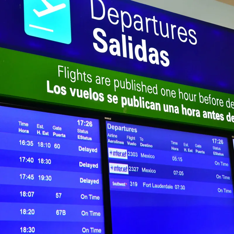 Junta de Salidas del Aeropuerto de Cancún