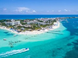 This Stunning Destination Near Cancun Just Received 2 New Awards For Its Incredible Beaches