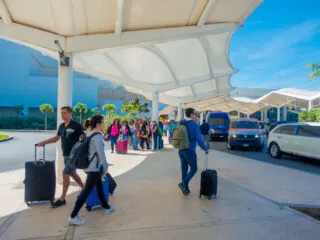 Cancun Tourists Should Expect Delays When Traveling To Airport According To Officials