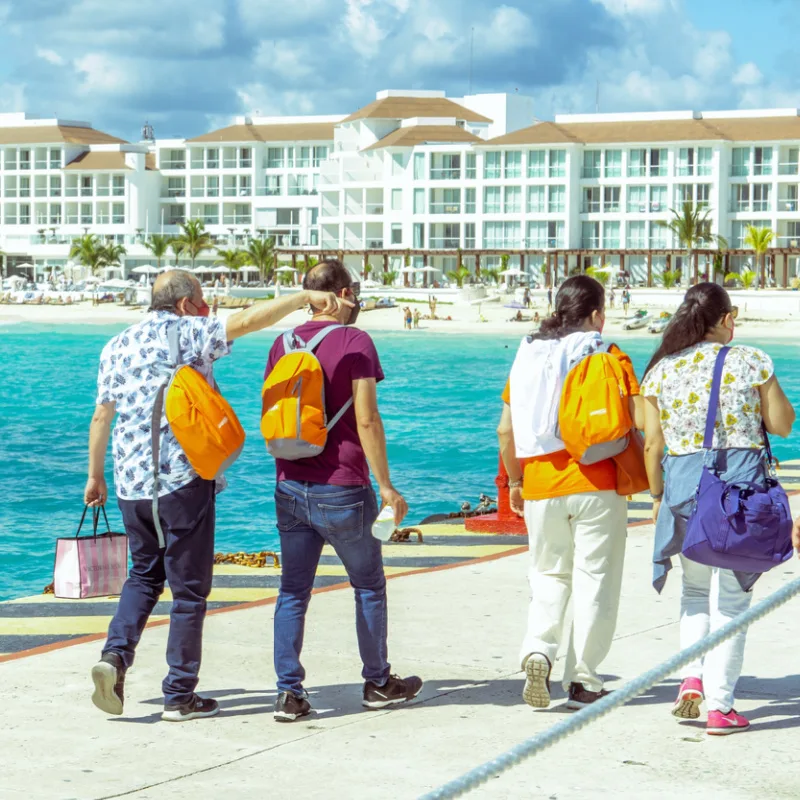 tourists arriving in playa del carmen