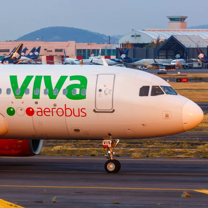 viva aerobus airplane