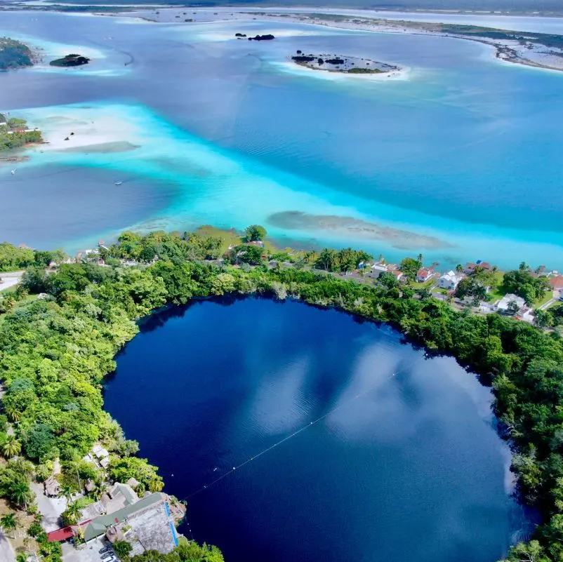 The lagoon and cenote at Bacalar