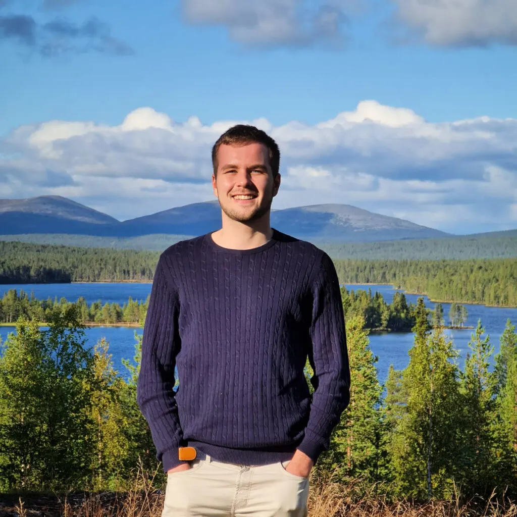 Mika Langel Travel Writer 