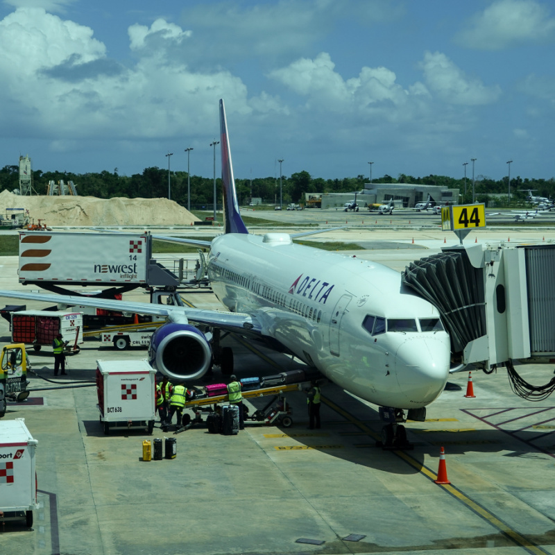 Delta Plane at Cancun Airport