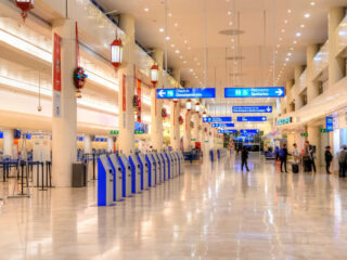 Traveler Complaints Grow Over Unfair Exchange Rates At Cancun Airport (1)