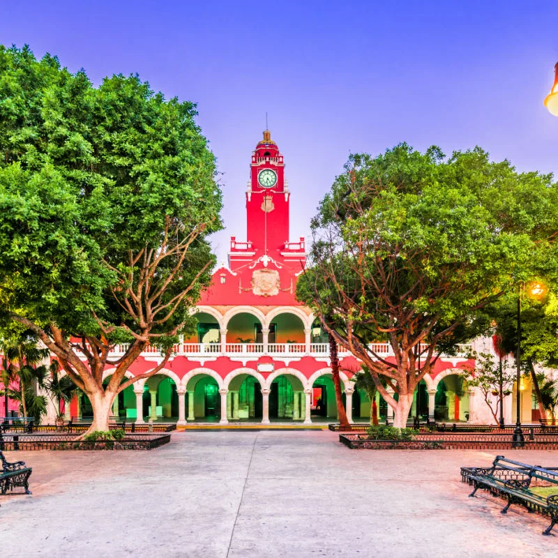 Vista de un edificio colonial en Mérida, México