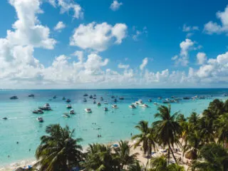 2 Beaches On This Popular Island Near Cancun Receive News