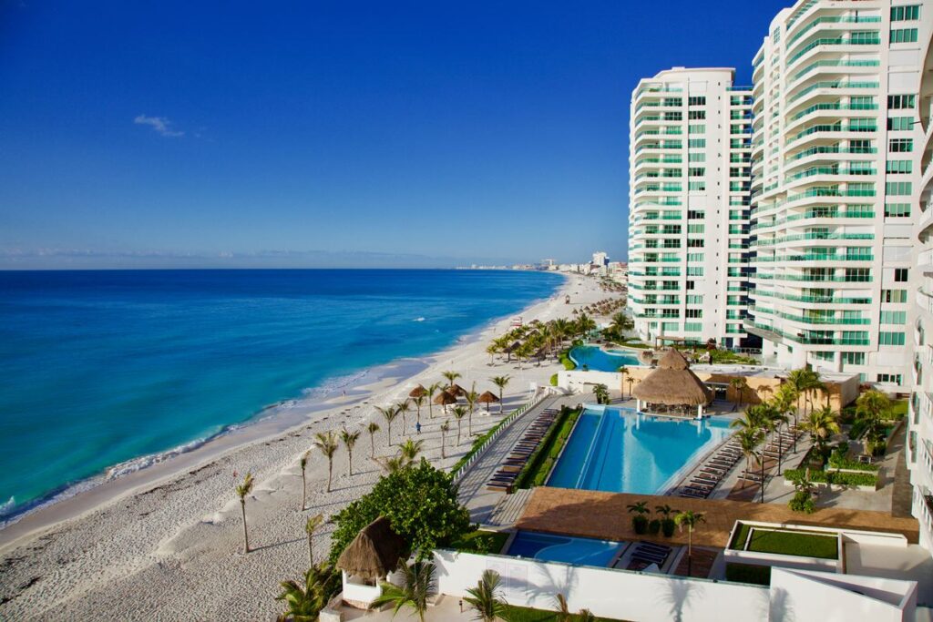 Cancun Hotels Filling Quickly As High Season Begins