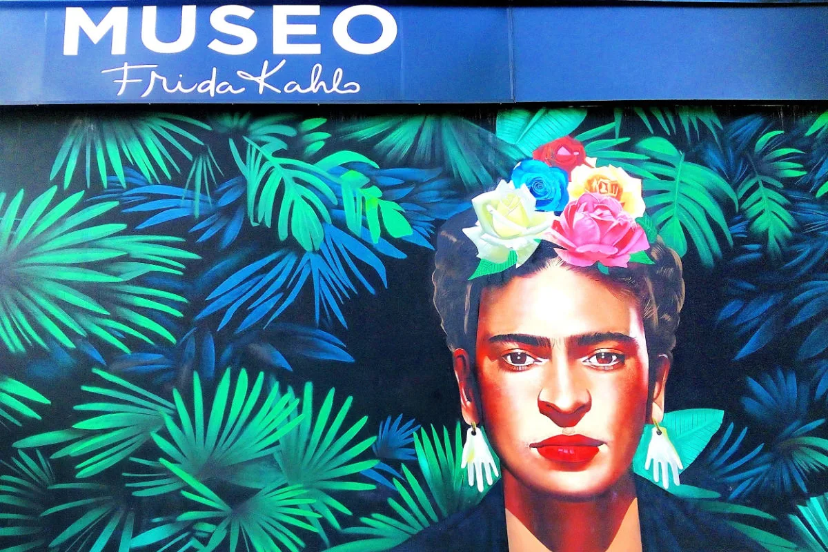 Frida Kahlo painting