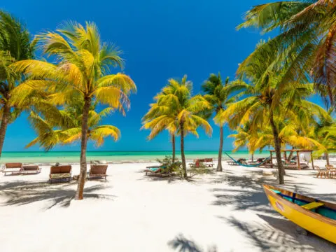 6 Important Things Travelers Need To Know Before Visiting This Island Near Cancun