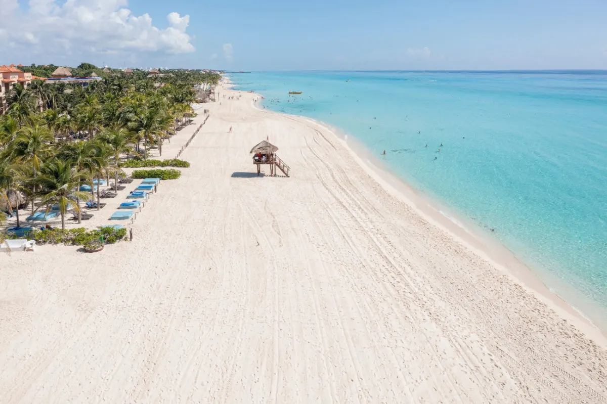 Playa del Carmen's Fundadores Beach