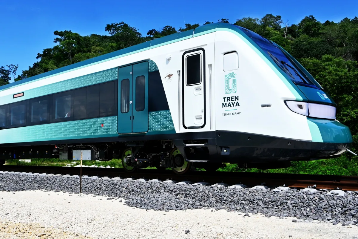 Maya Train