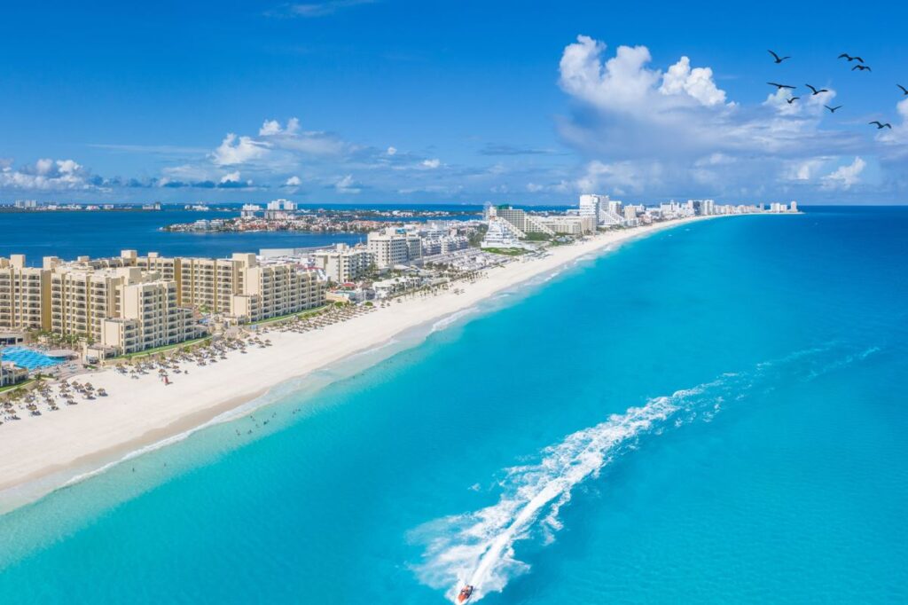 Why Cancun Is The Best Spring Break Destination For Every Travel Style