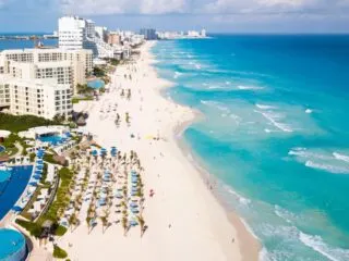 Cancun Adding Extra Lifeguards To Keep Tourists Safe On Beaches