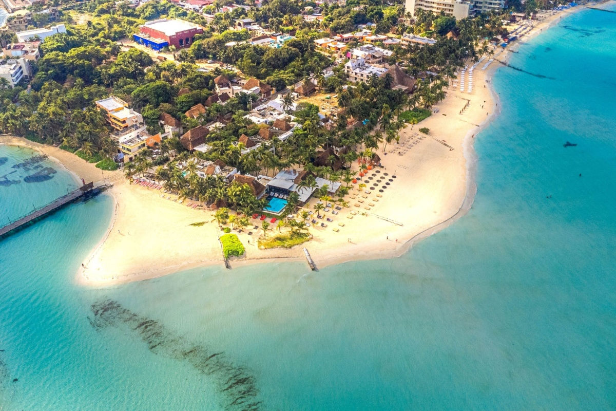 aerial view of a resort area in isla mujeres