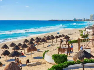 5 Reasons Why Cancun & The Mexican Caribbean Are Breaking Visitor Records This Year (1)