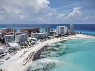 Cancun's Coastal Concerns Intense Sargassum Surge Expected For 2025 and Sustainable Solutions