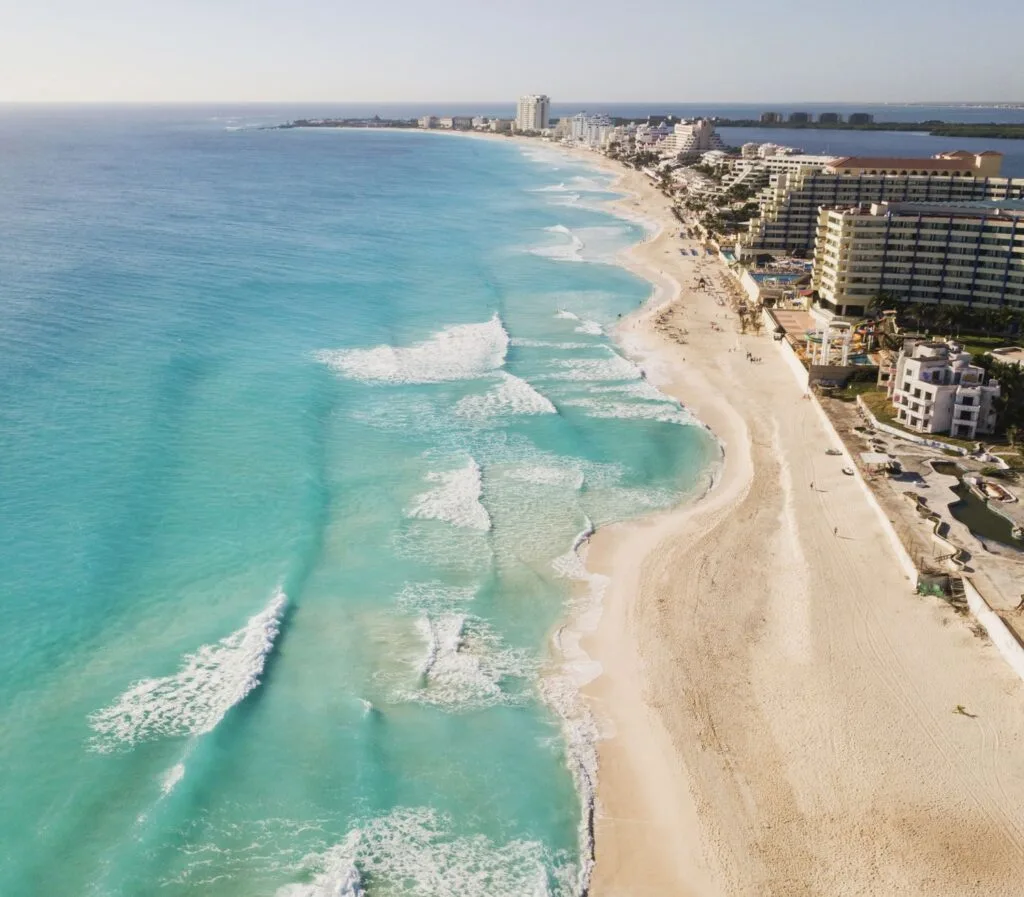 Cancun large waves