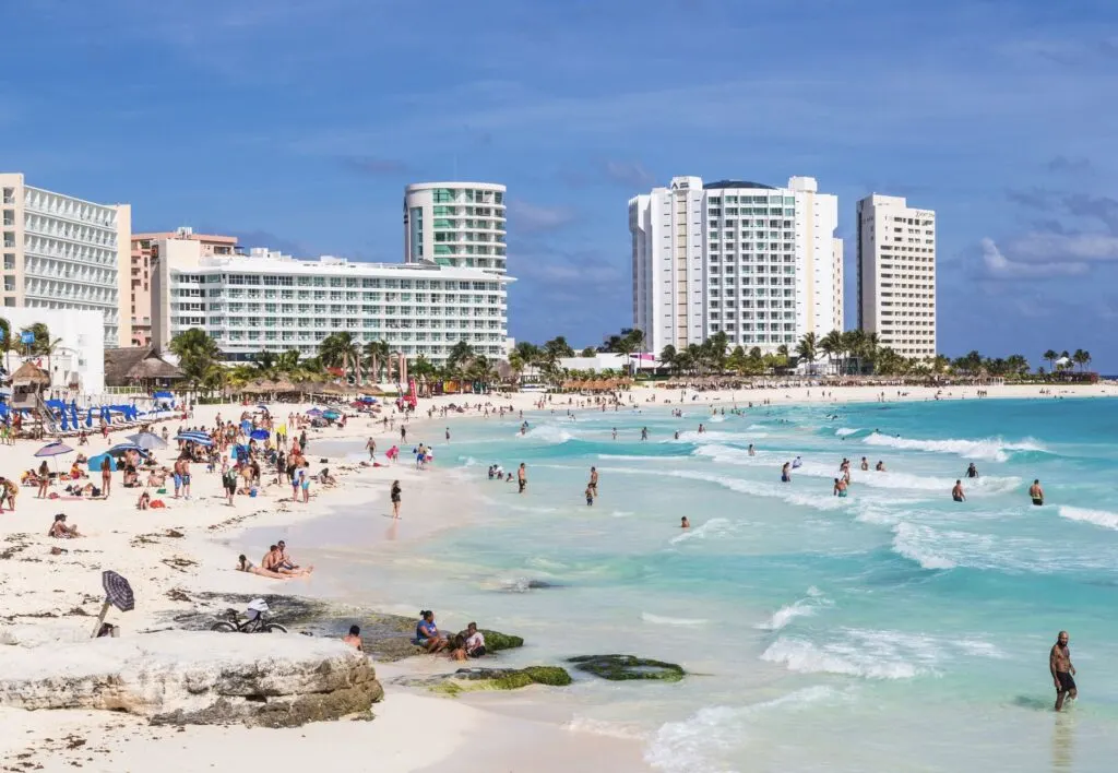 Busy sunny day on the beach in Cancun