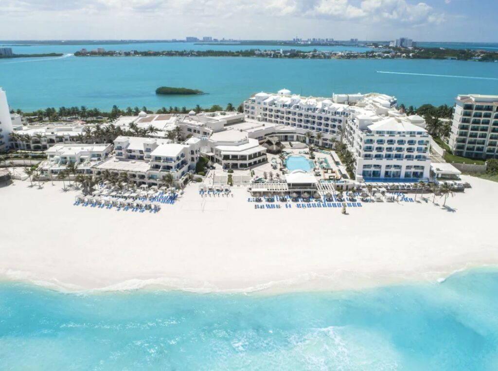 Wyndham Alltra Cancun