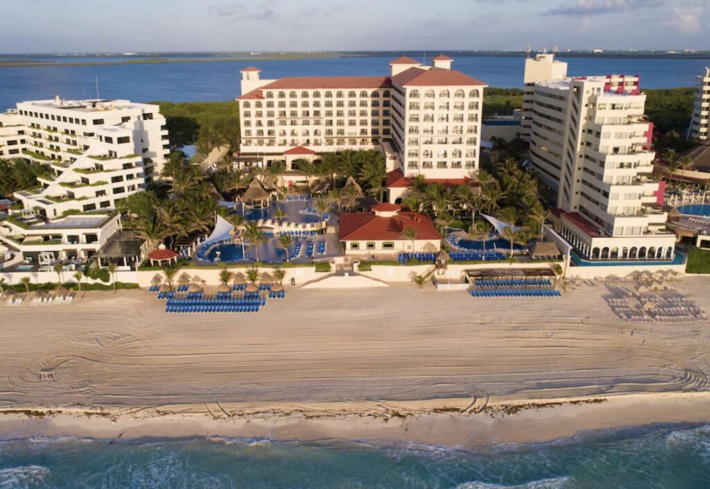 GR Solaris Cancun & Spa