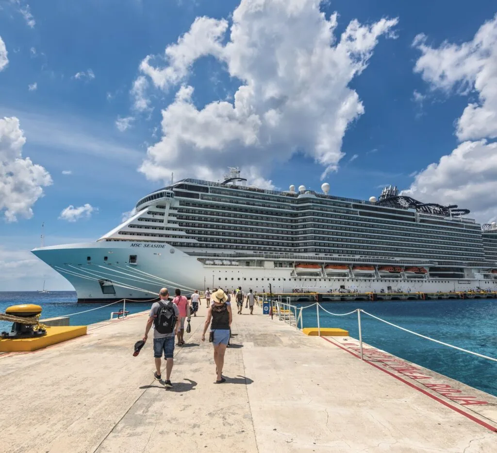 Cozumel Cruise ship