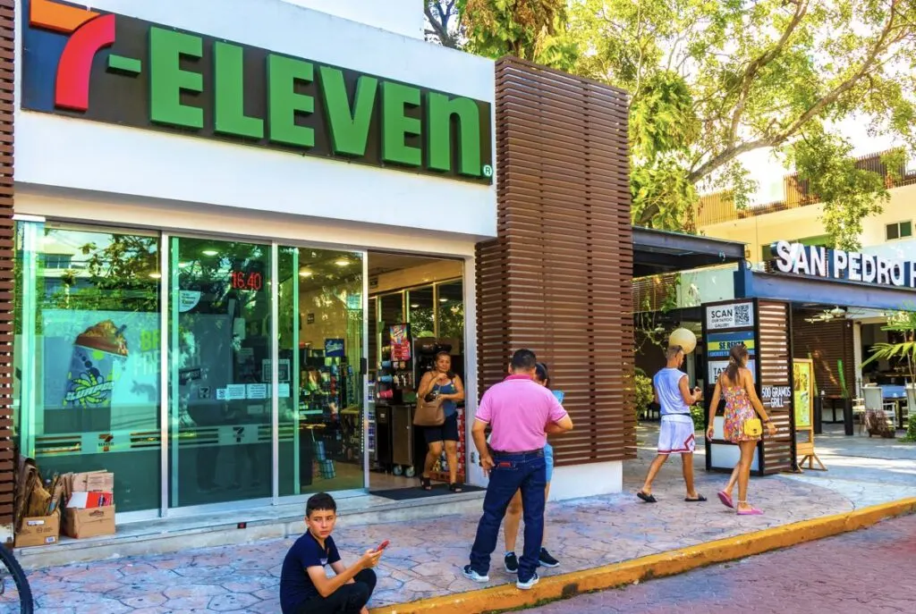 Move Over Oxxo! 7-Eleven Building 224 New Stores In Cancun And Quintana Roo