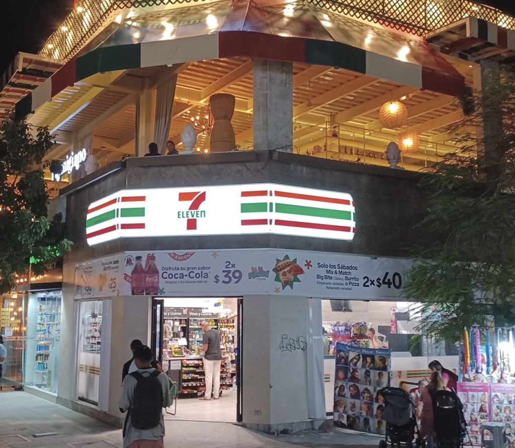 7 Eleven at night