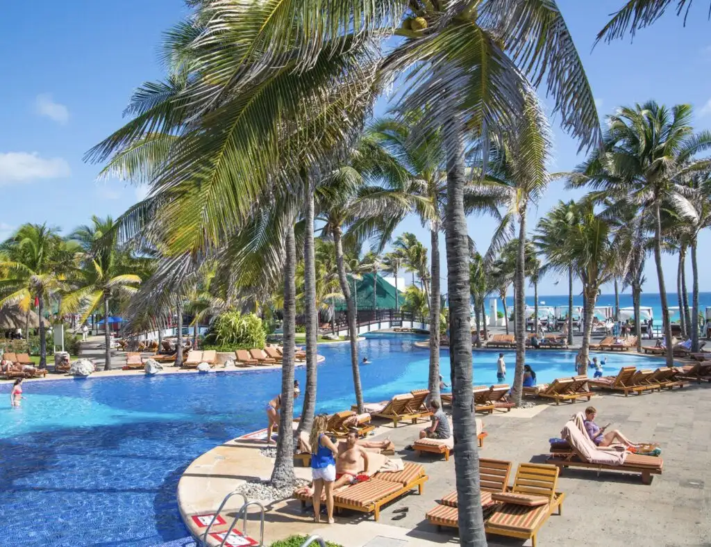 Cancun resort pool