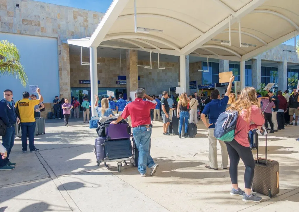Cancun international arrivals exit