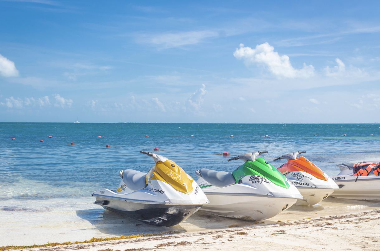 El acceso público bloqueó las playas de Cancún enfrenta desafíos de alquileres privados y preocupaciones de contaminación