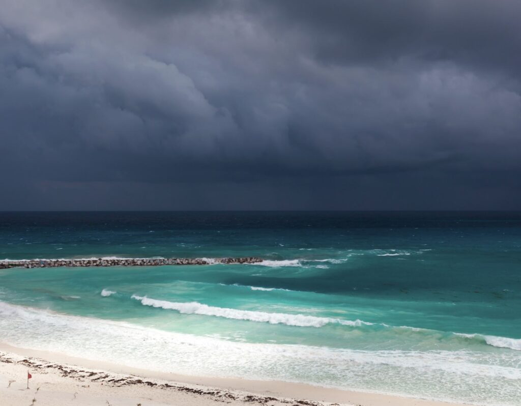 Storm Cancun Rain Dark Clouds