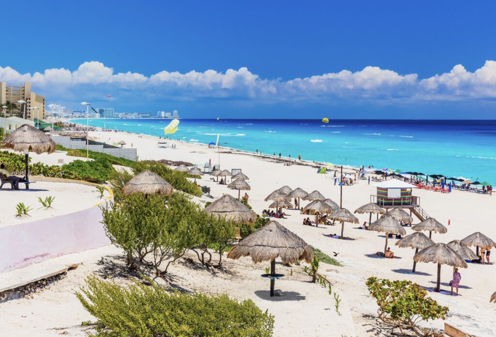 View of hotel zone Cancun from Doplin beach