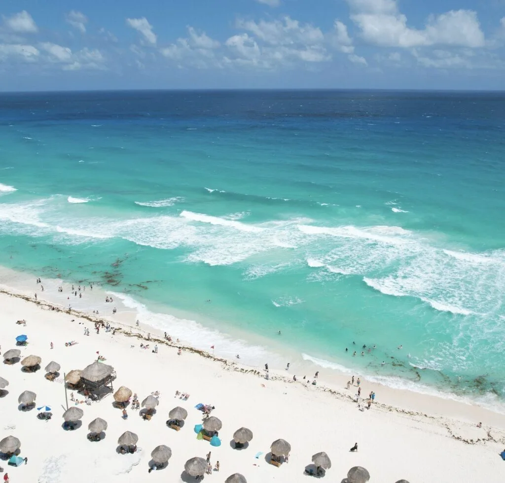 sunny day cancun