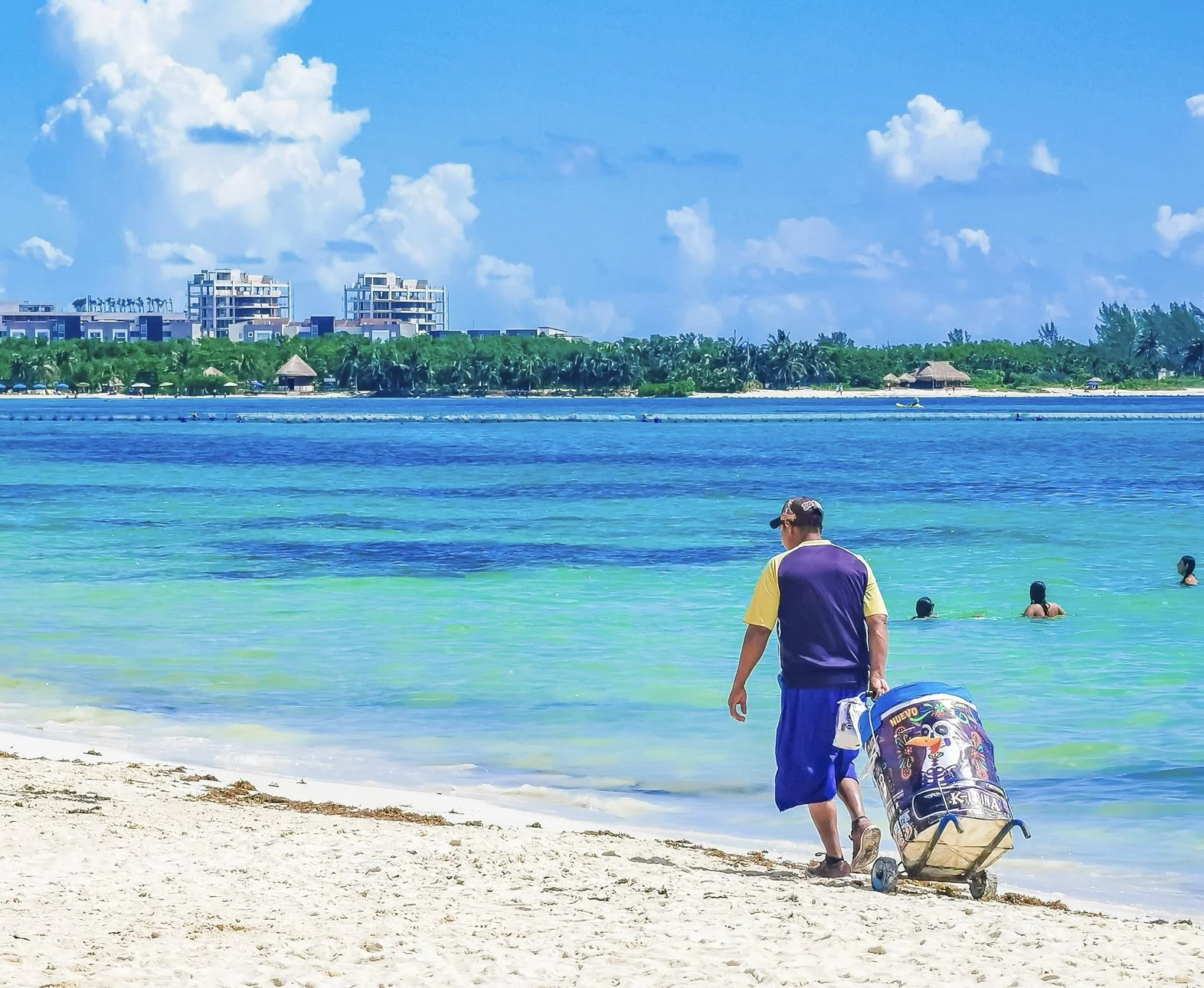 Beach vendor juice playa del carmen