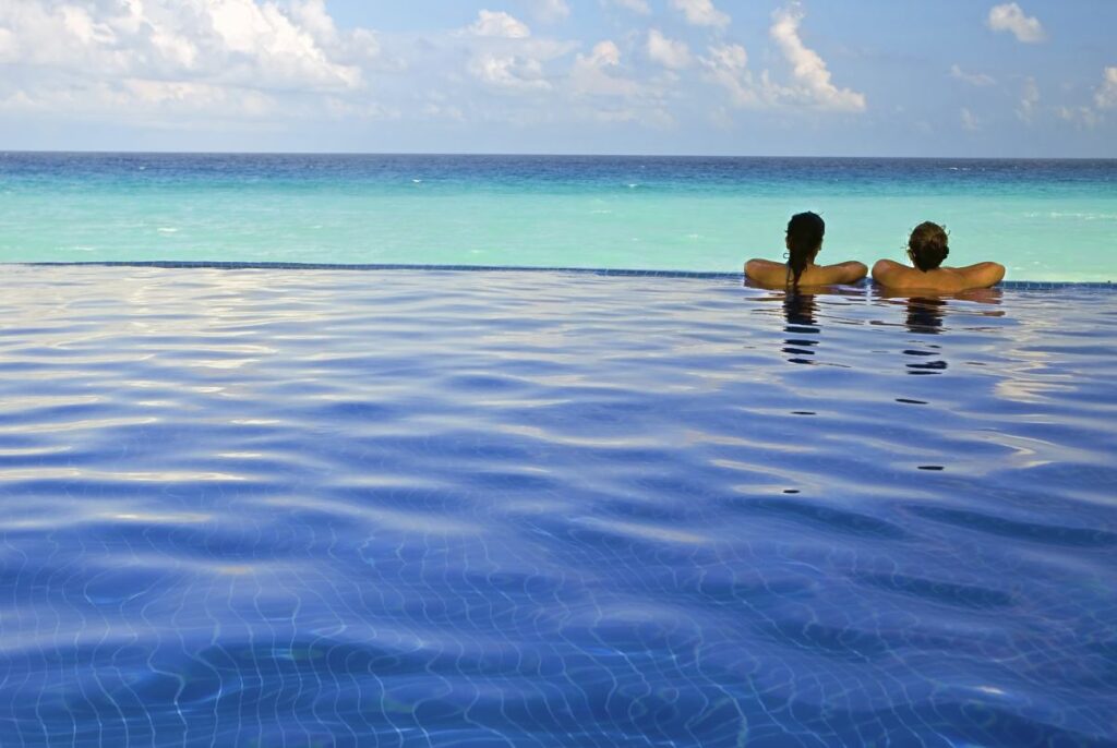 Cancun Heats Up Summer's Sizzle Coming Bringing 104°F Real Feel This Week