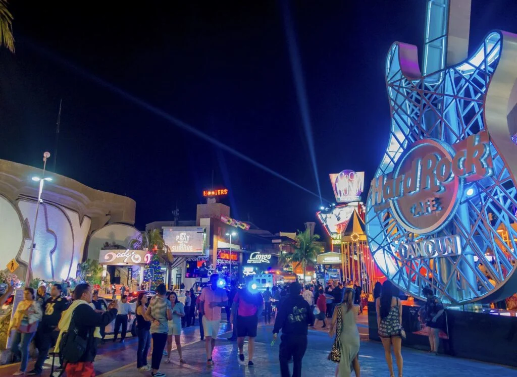 Cancun Nightlife in Hotel zone