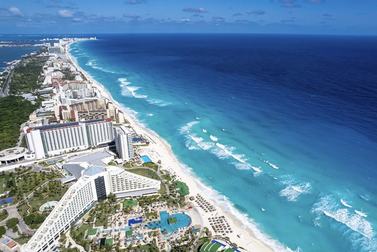 Cancun Scam Crackdown: Authorities Target Fake Vacations, Taxi & Real Estate Fraud