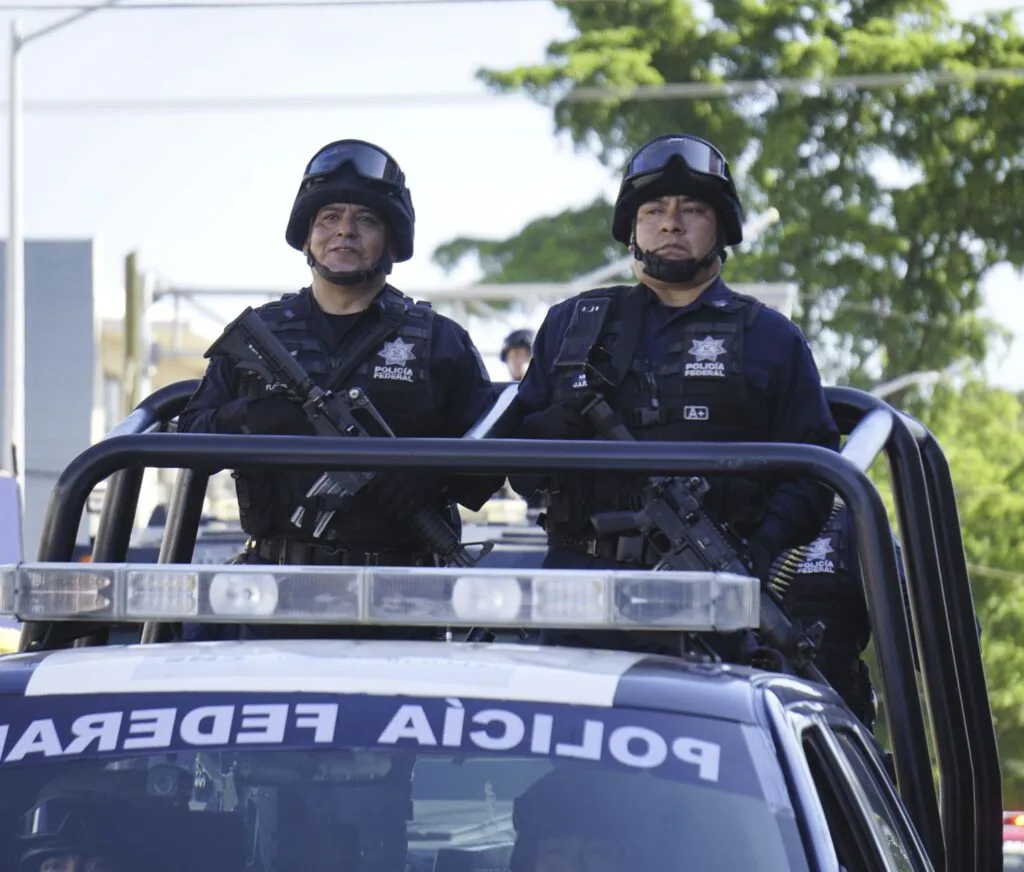 Federal Police truck