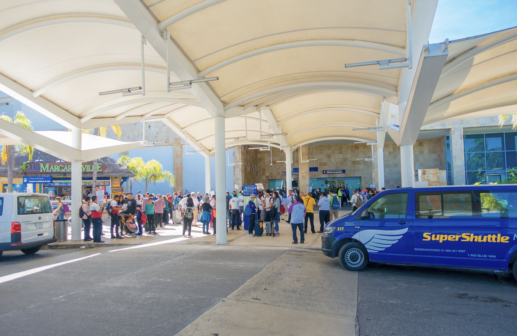 Super shuttle Serive airport