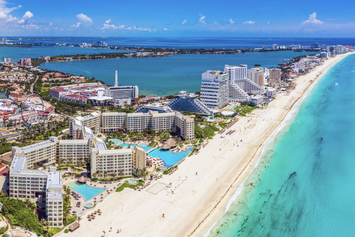 Los informes del aeropuerto de Cancún caen en los visitantes internacionales un lado positivo para viajeros inteligentes
