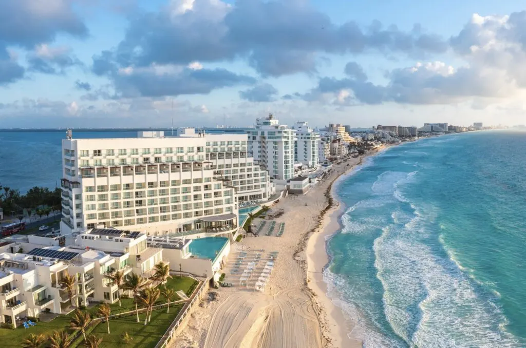 Cancun hotel Zone
