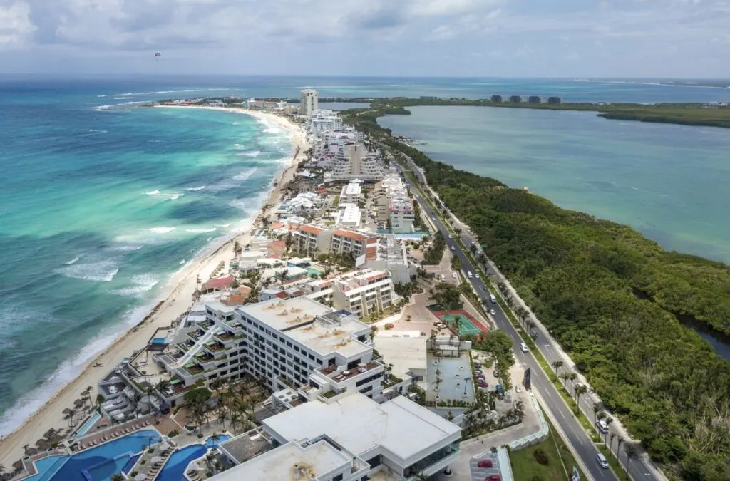 cancun hotel zone