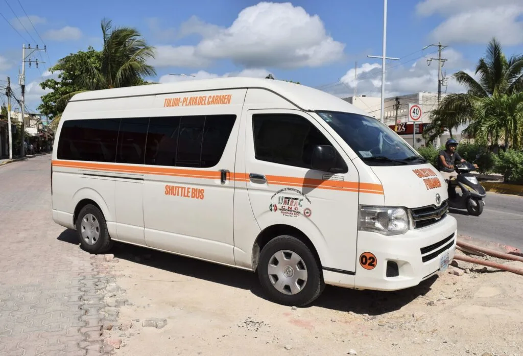 Colectivo In Tulum