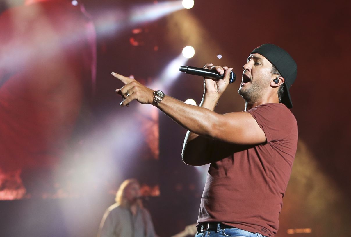 Luke Bryan's Crash My Playa Festival regresa a Cancún en 2026