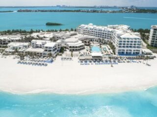 These Are The Top 5 Cancun All Inclusive Resorts For Families In 2025