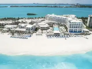 These Are The Top 5 Cancun All Inclusive Resorts For Families In 2025