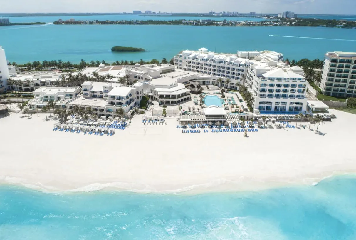 These Are The Top 5 Cancun All Inclusive Resorts For Families In 2025