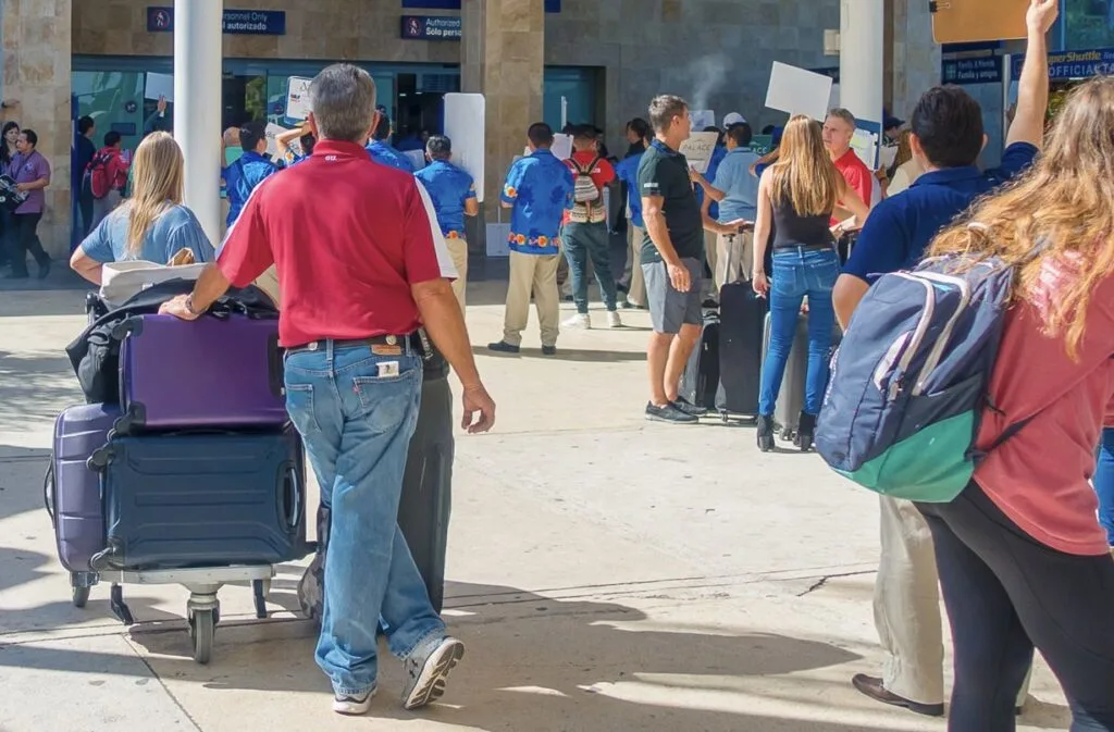Warning These 10 Items Will Get You Flagged By Cancun Customs In 2025