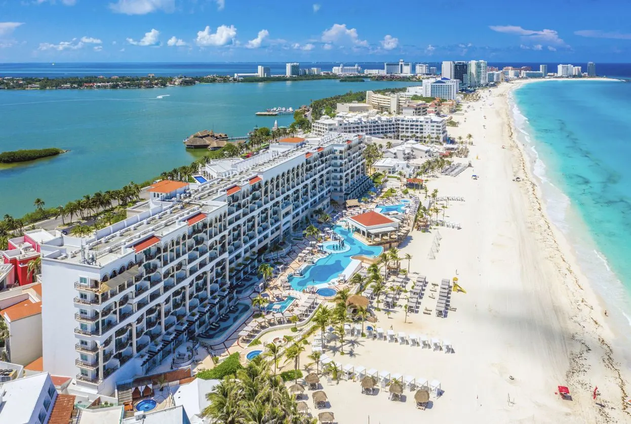 Where Is The Best Area To Stay In The Cancun Hotel Zone For Your Next Trip?